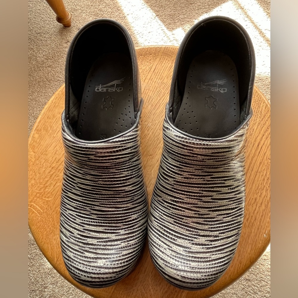 EUC Dansko Women’s Clogs - Black and Silver Size 38 / US 8